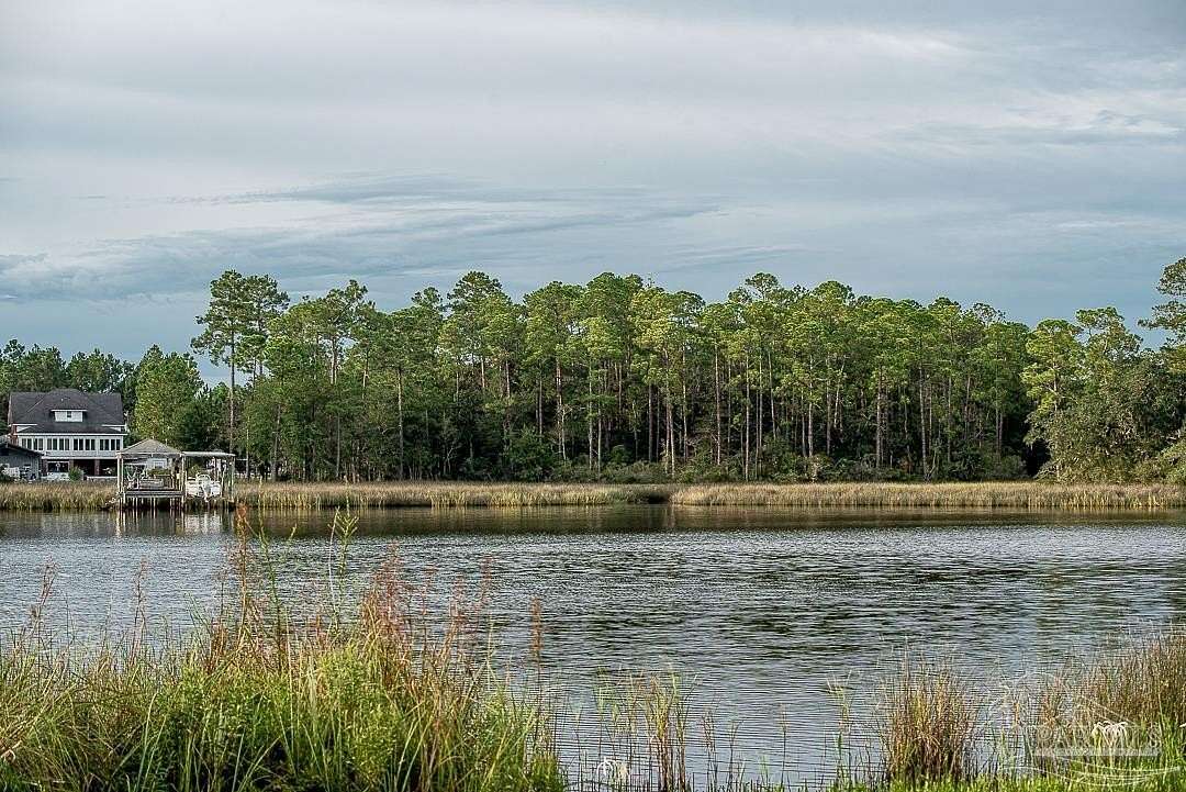 1.32 Acres of Residential Land for Sale in Milton, Florida