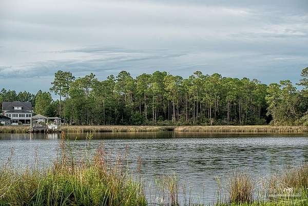1.32 Acres of Residential Land for Sale in Milton, Florida