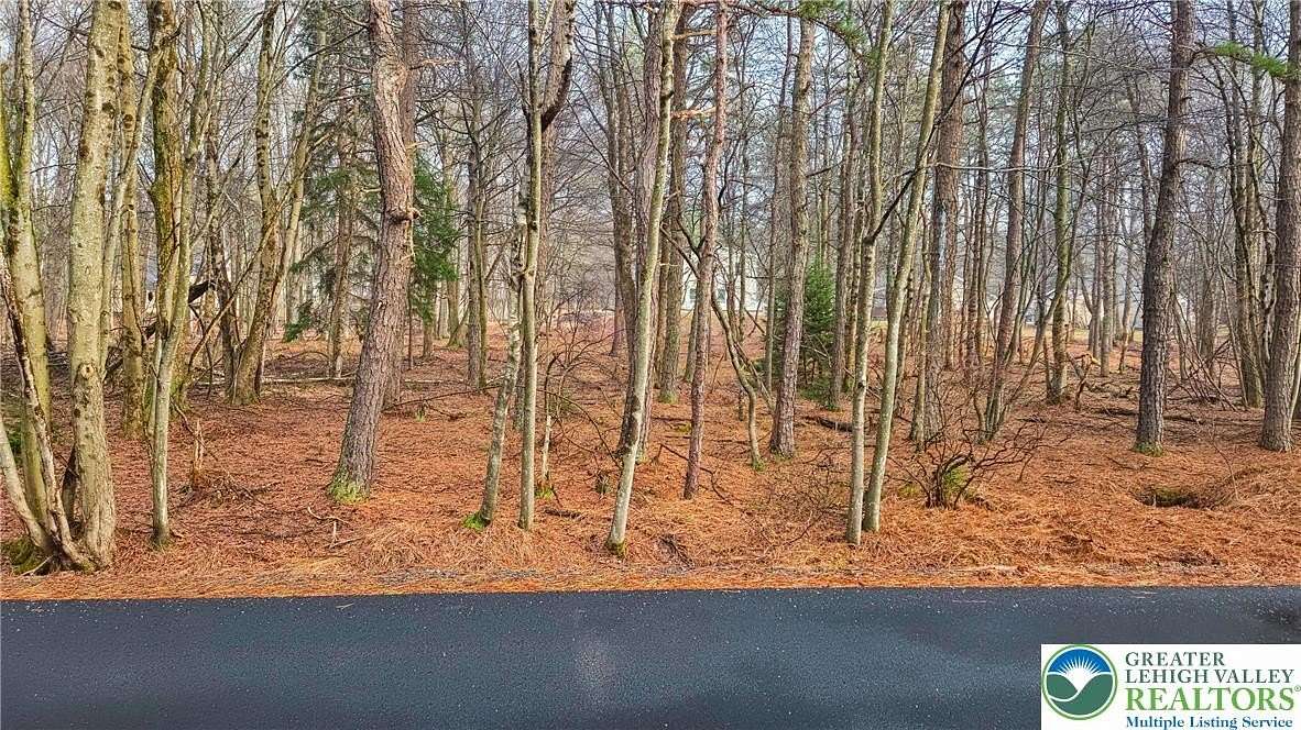 0.41 Acres of Residential Land for Sale in Tunkhannock Township, Pennsylvania