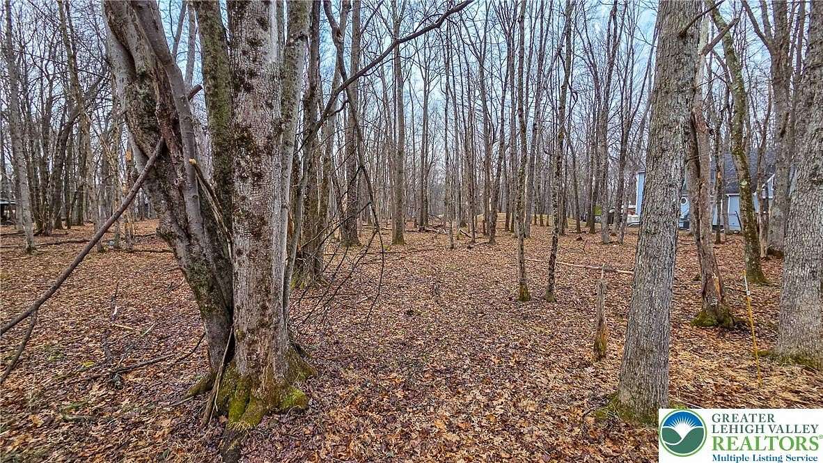 0.47 Acres of Residential Land for Sale in Tunkhannock Township, Pennsylvania