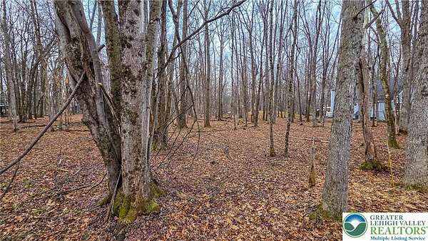 0.47 Acres of Residential Land for Sale in Tunkhannock Township, Pennsylvania