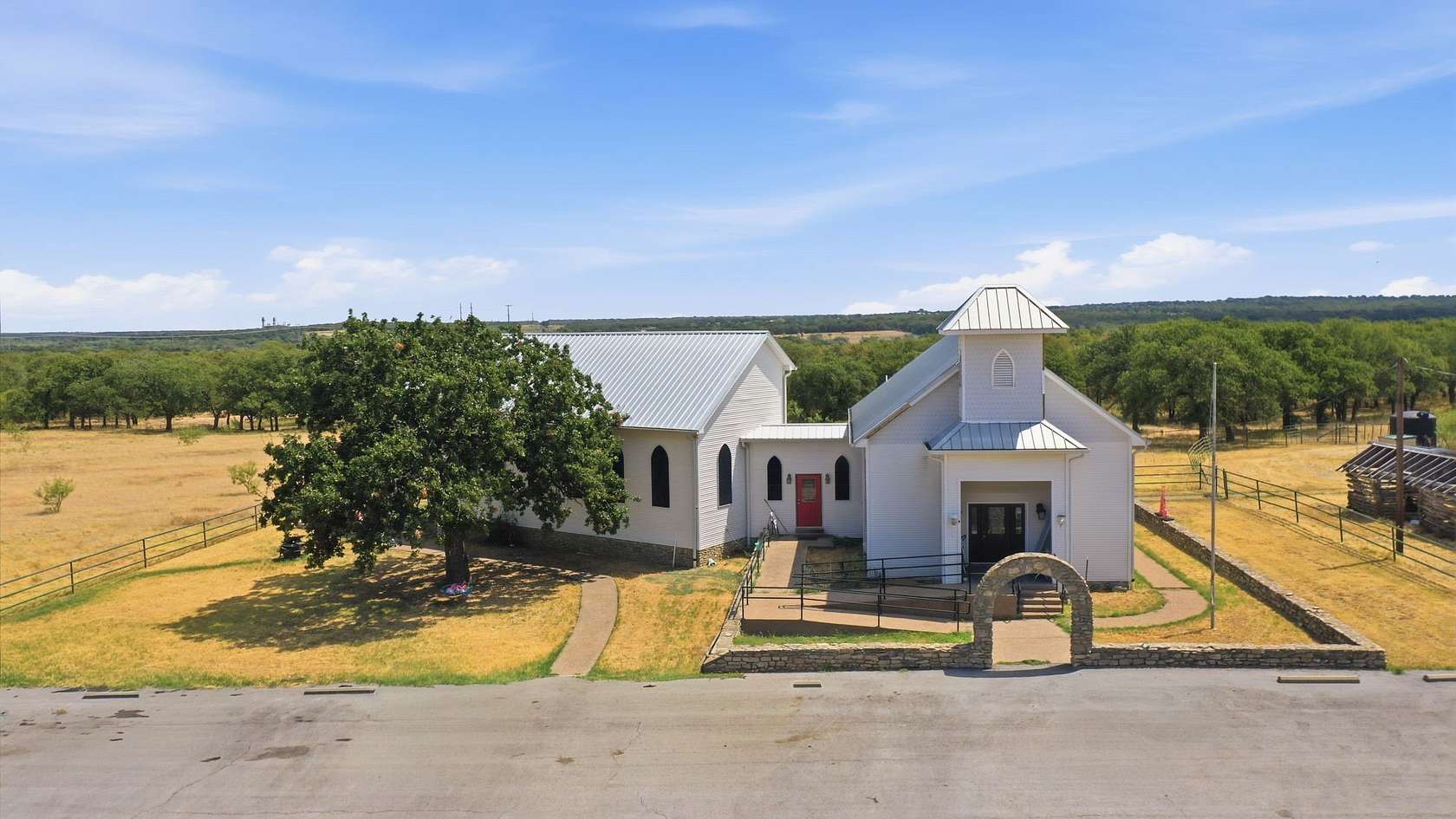 2 Acres of Improved Commercial Land for Sale in Poolville, Texas