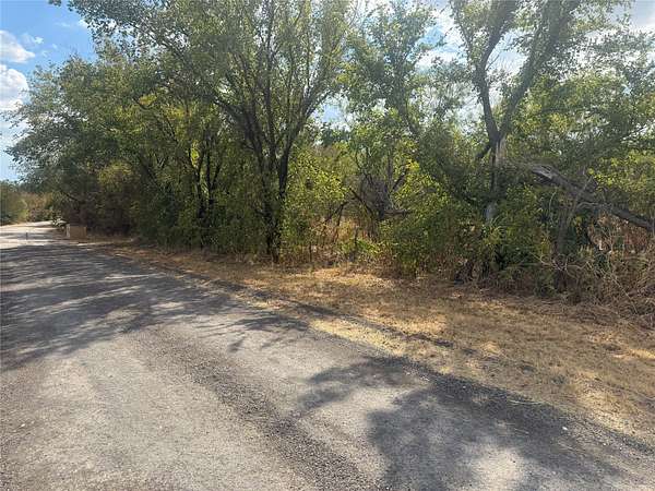 2.75 Acres of Land for Sale in Comanche, Texas