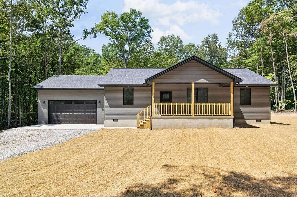3 Acres of Land with Home for Sale in Grimsley, Tennessee