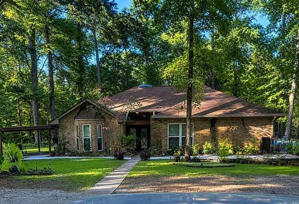 7.82 Acres of Land with Home for Sale in Nacogdoches, Texas