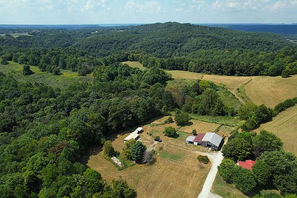 16.6 Acres of Land with Home for Sale in Middleburg, Kentucky