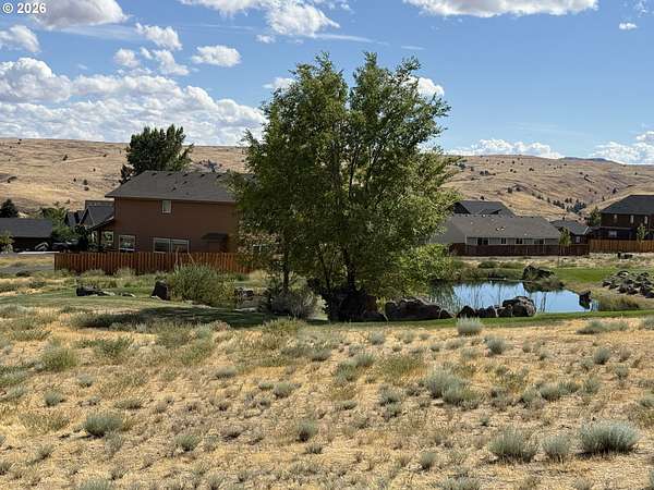 0.12 Acres of Residential Land for Sale in Maupin, Oregon