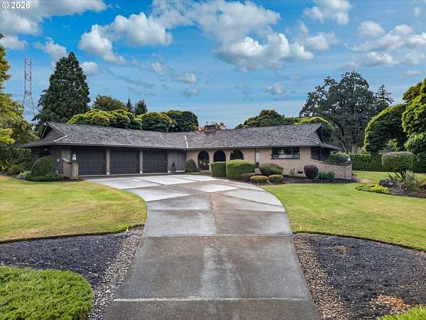 2 Acres of Land with Home for Sale in Oregon City, Oregon