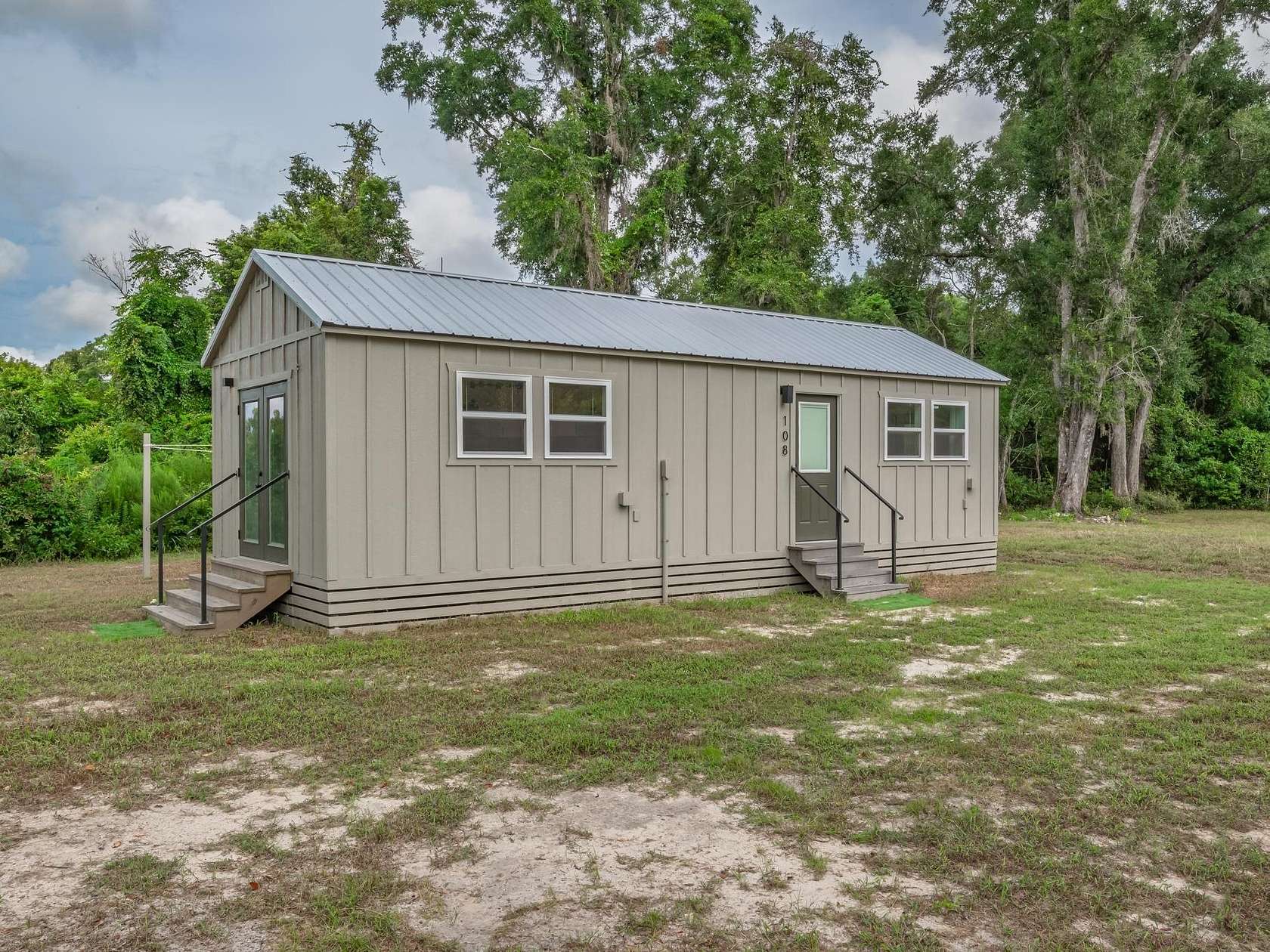 0.83 Acres of Land with Home for Sale in Crawfordville, Florida