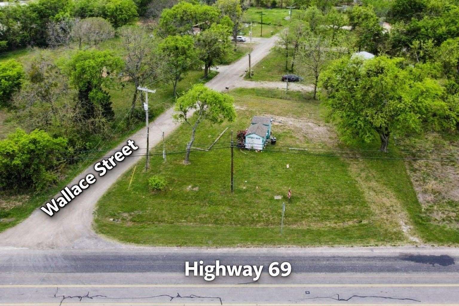 0.25 Acres of Commercial Land for Sale in Lone Oak, Texas