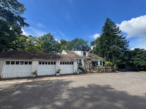 3.18 Acres of Land with Home for Sale in Bedminster Township, New Jersey