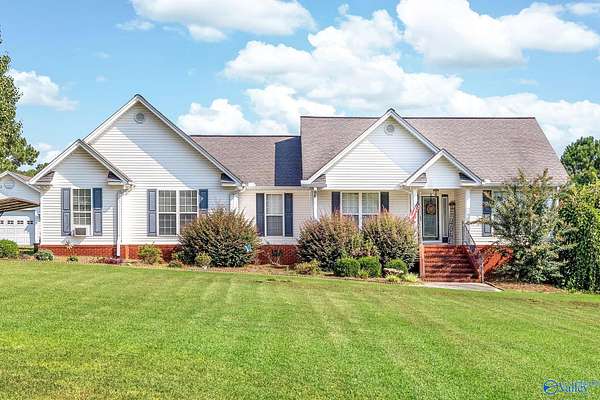 3 Acres of Land with Home for Sale in Crossville, Alabama