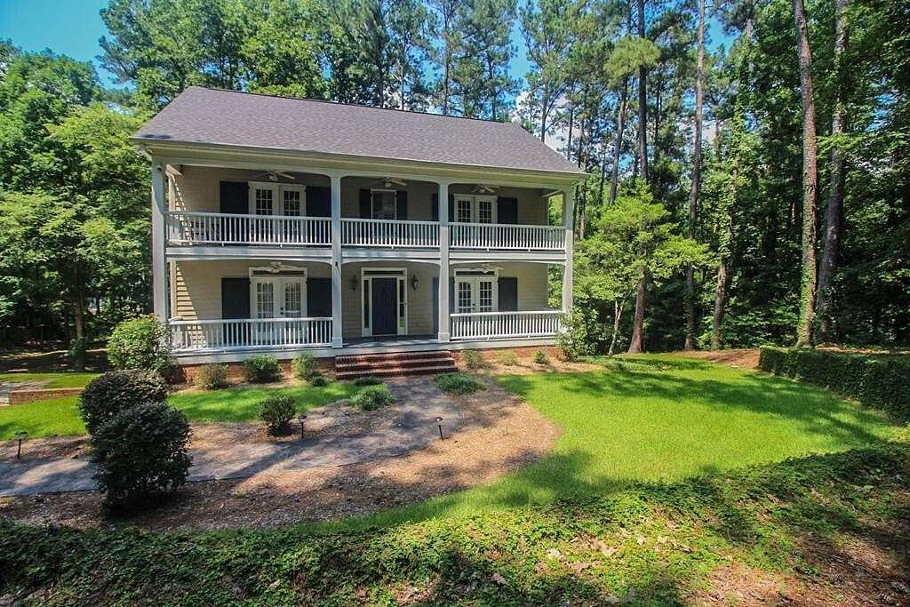 1.55 Acres of Land with Home for Lease in Evans, Georgia
