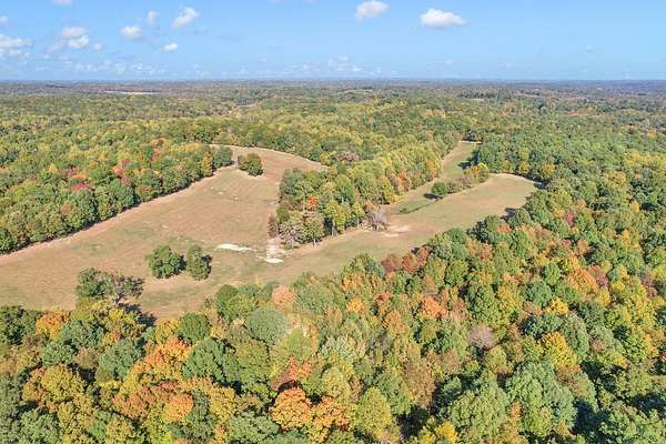 160 Acres of Land with Home for Sale in Cumberland Furnace, Tennessee