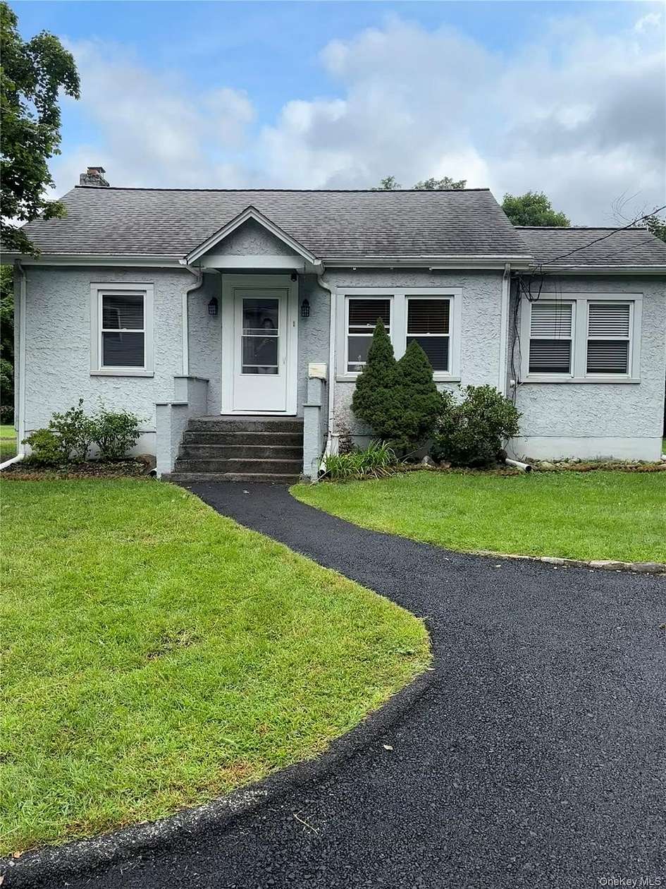 1.6 Acres of Land with Home for Lease in Southfields, New York