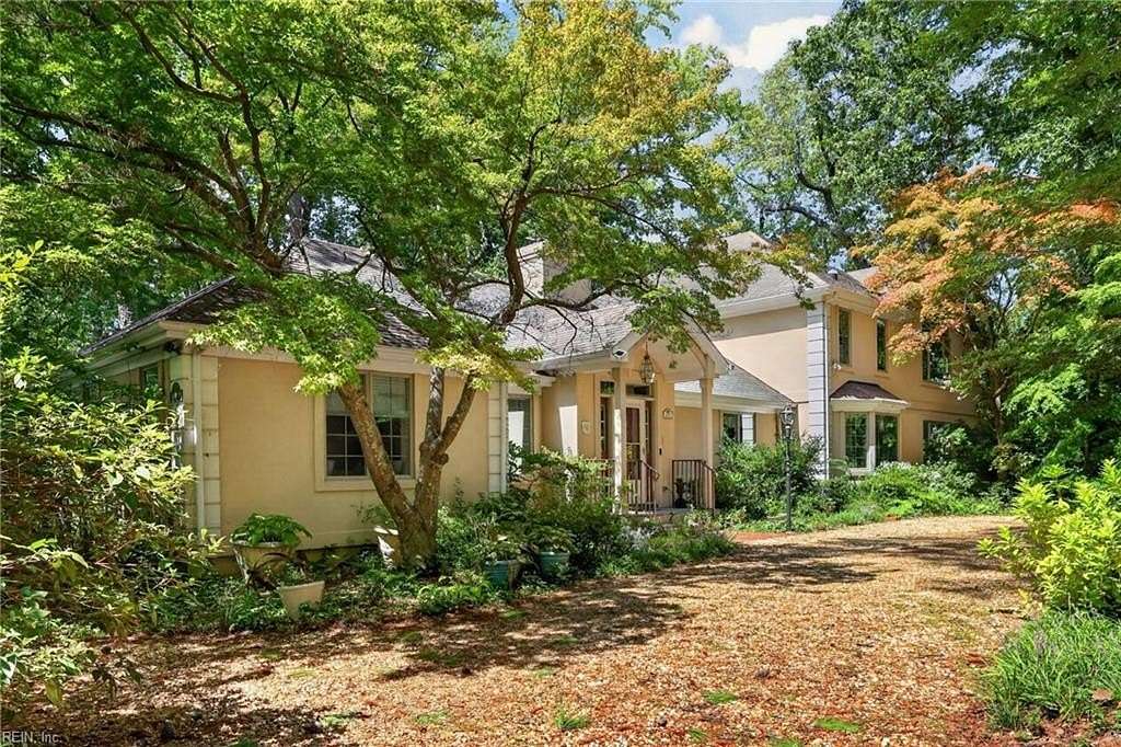 1.6 Acres of Land with Home for Sale in Virginia Beach, Virginia