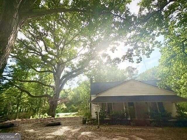 5.14 Acres of Land with Home for Sale in Covington, Georgia