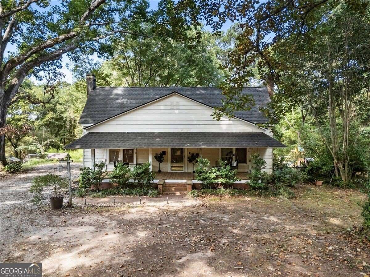 5.14 Acres of Land with Home for Sale in Covington, Georgia