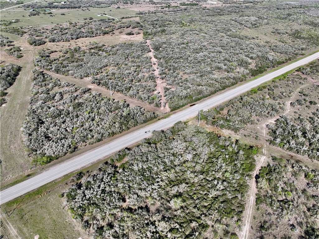 5 Acres of Land for Sale in Refugio, Texas