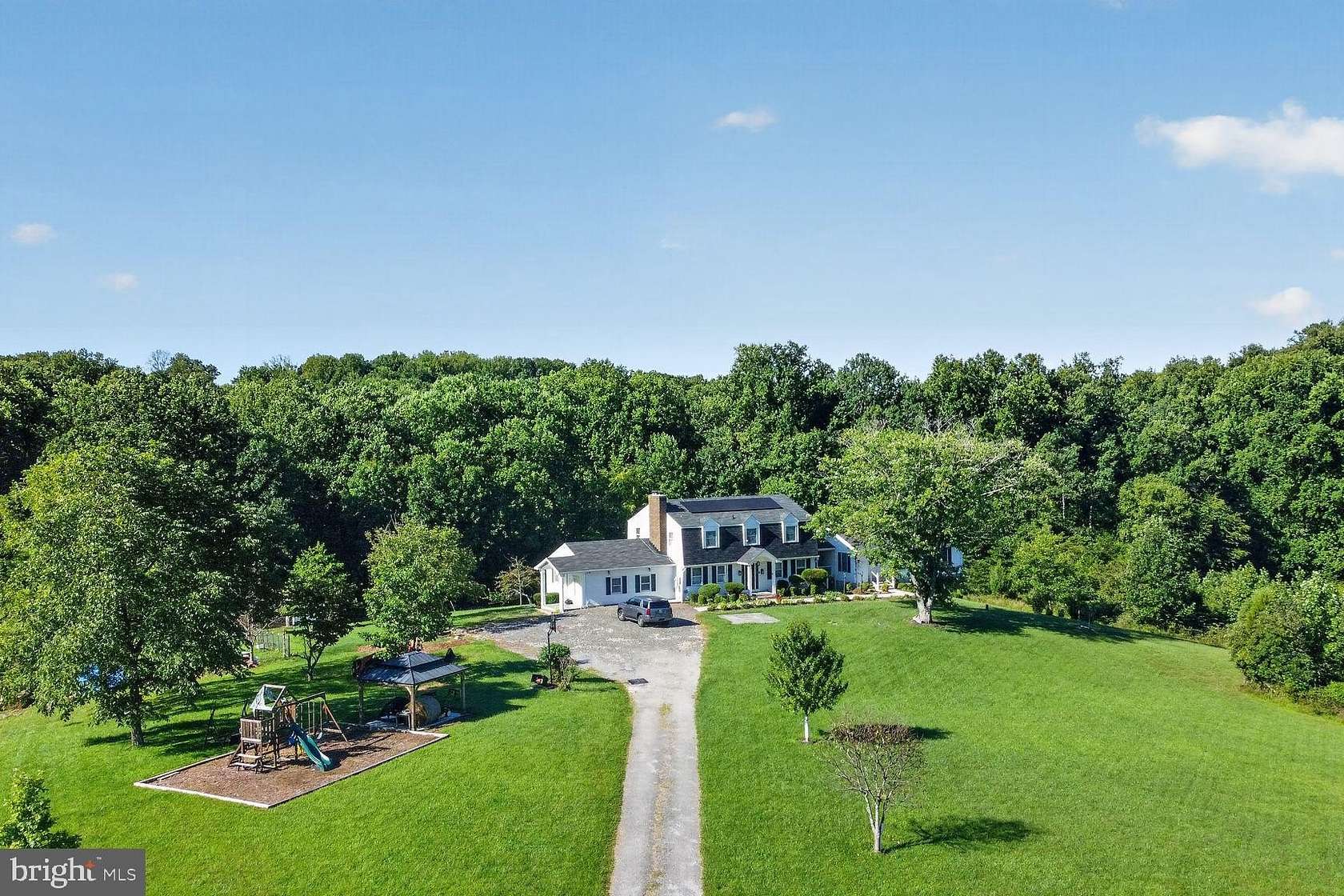 10.4 Acres of Land with Home for Sale in Reisterstown, Maryland