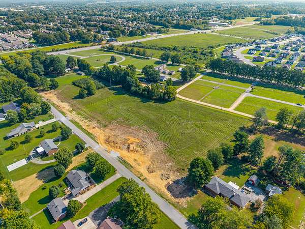 0.9 Acres of Residential Land for Sale in Clarksville, Tennessee