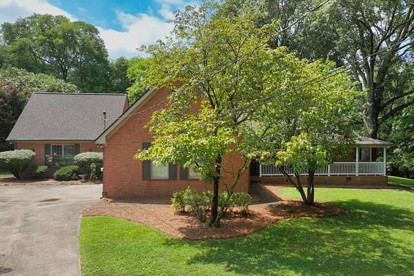 2.64 Acres of Land with Home for Sale in Madison, Tennessee