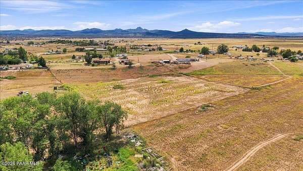 2 Acres of Residential Land for Sale in Paulden, Arizona