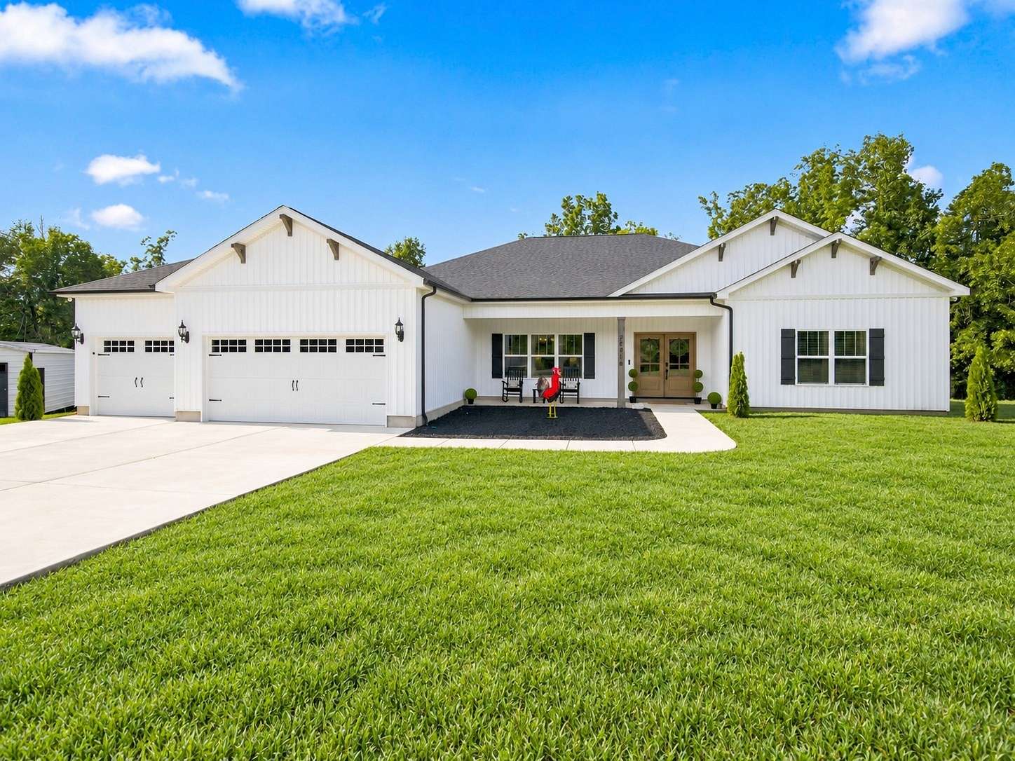 5 Acres of Land with Home for Sale in Bon Aqua, Tennessee