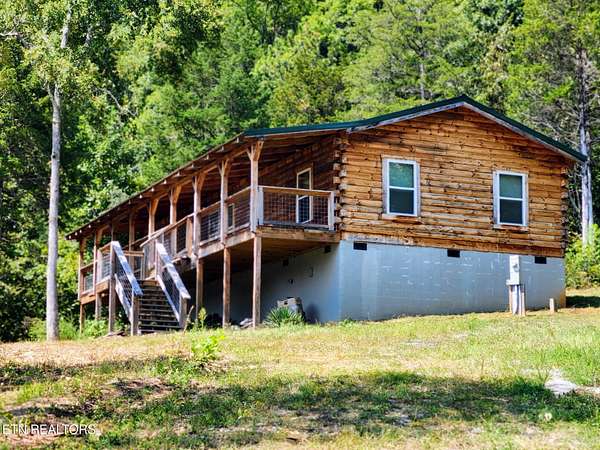 5 Acres of Land with Home for Sale in Englewood, Tennessee