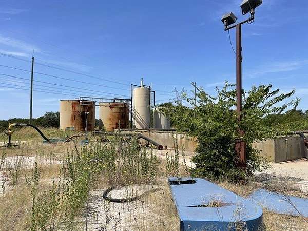 10 Acres of Residential Land for Sale in Weatherford, Texas