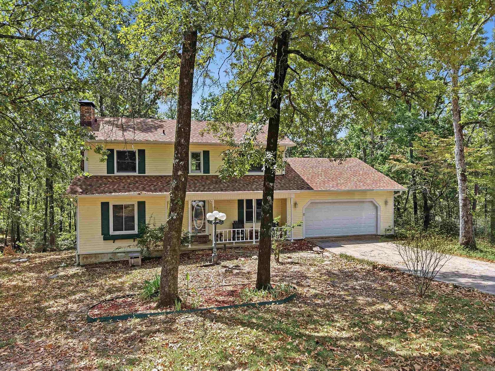 4.27 Acres of Land with Home for Sale in Hot Springs, Arkansas