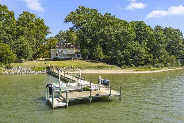 2.32 Acres of Land with Home for Sale in Weems, Virginia