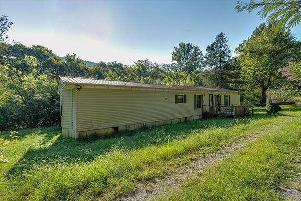 5 Acres of Land with Home for Sale in South Pittsburg, Tennessee