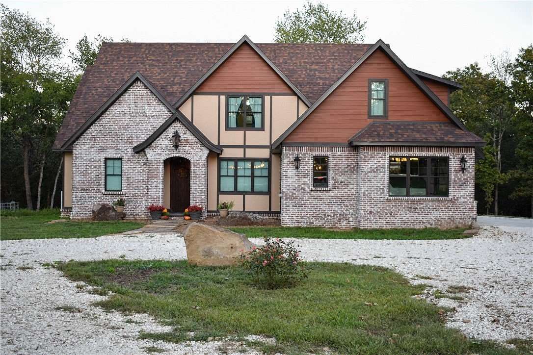 60.4 Acres of Land with Home for Sale in Lincoln, Arkansas