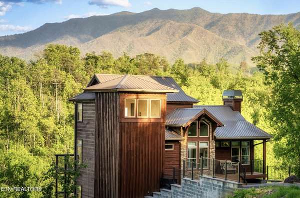 1.63 Acres of Land with Home for Sale in Gatlinburg, Tennessee