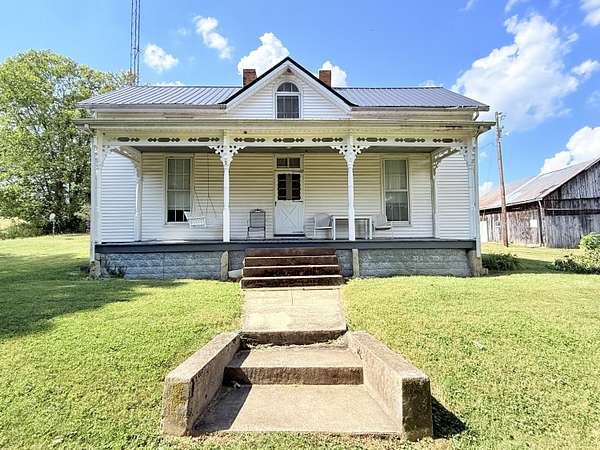 57 Acres of Agricultural Land with Home for Sale in Paris, Kentucky