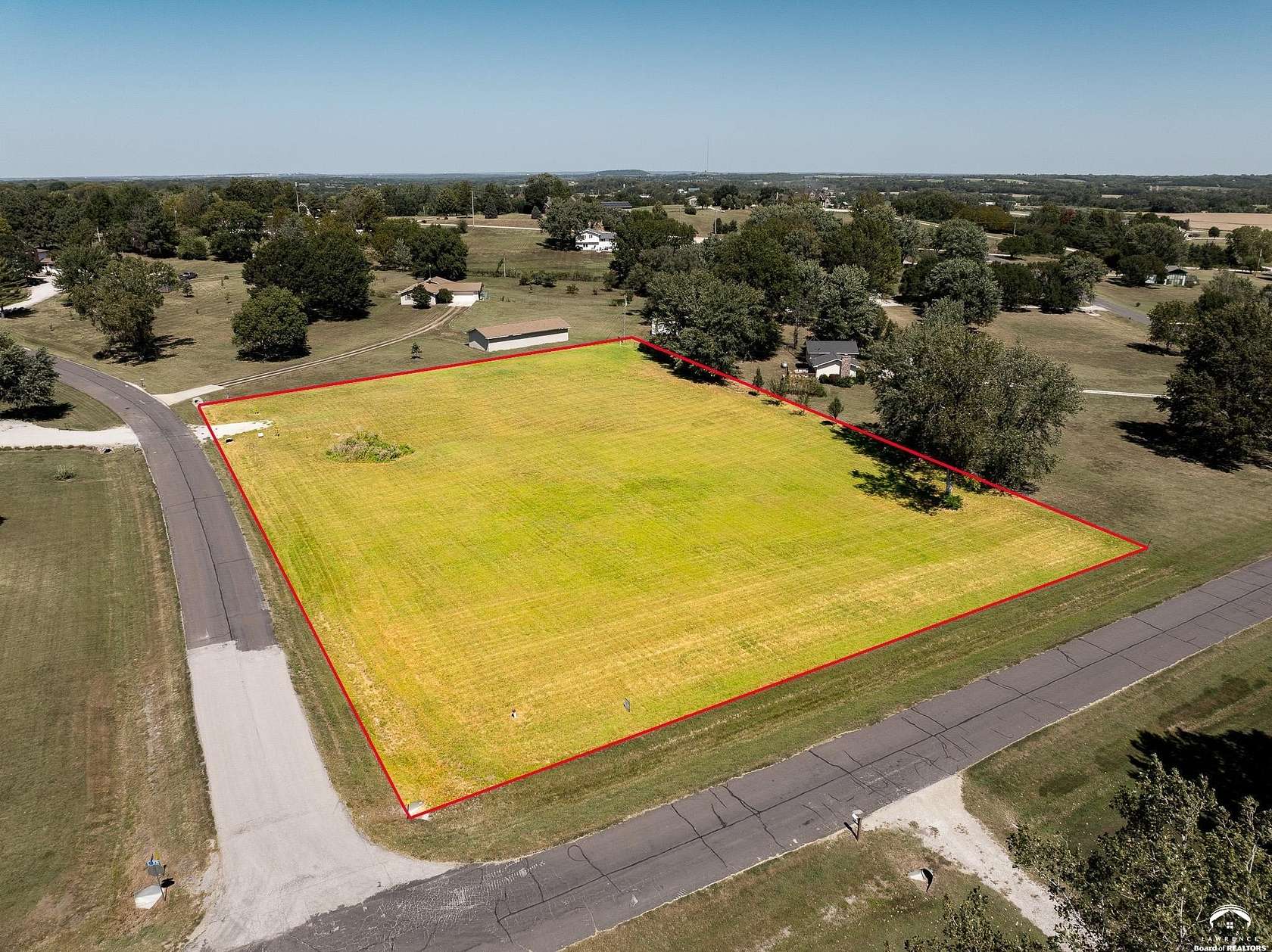 2 Acres of Residential Land for Sale in Baldwin City, Kansas