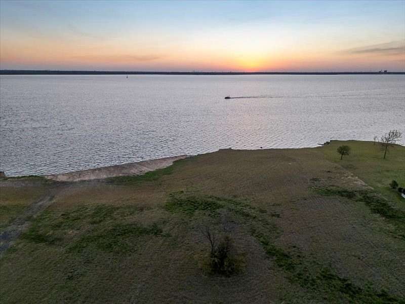 1.88 Acres of Residential Land for Sale in Heath, Texas