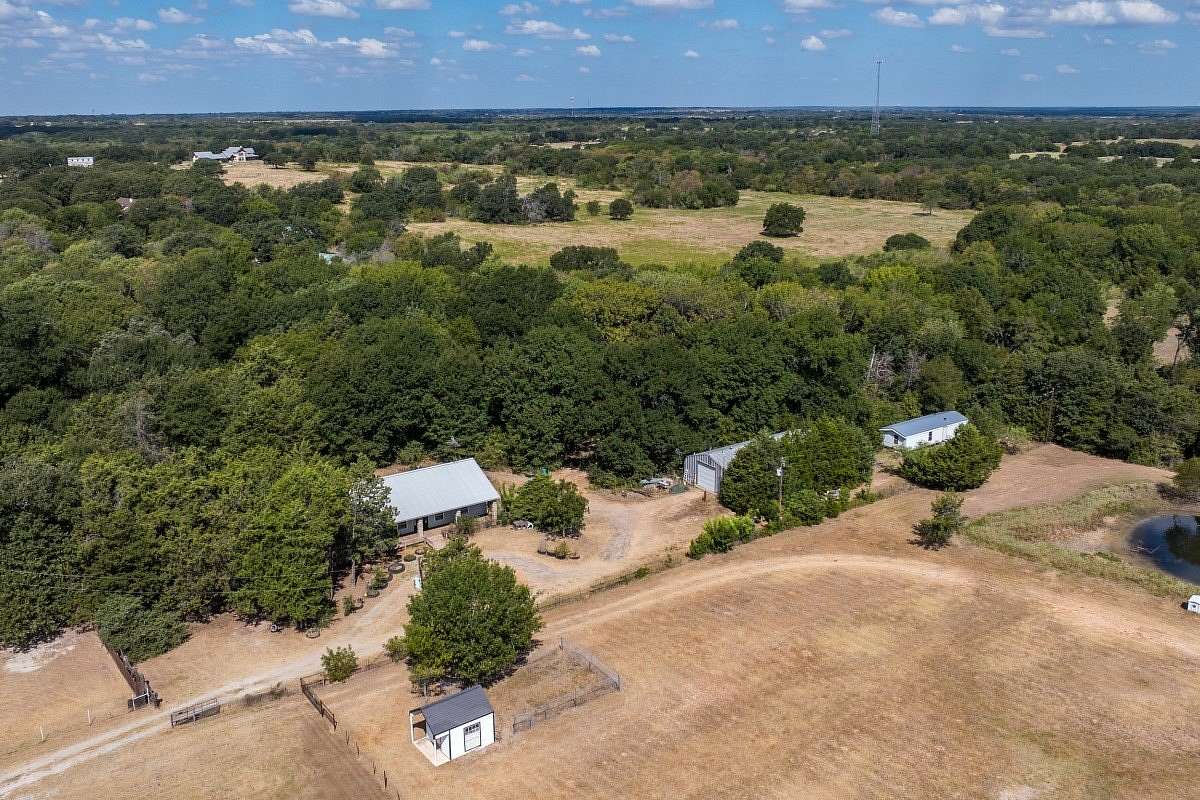 4 Acres of Land with Home for Sale in Kemp, Texas
