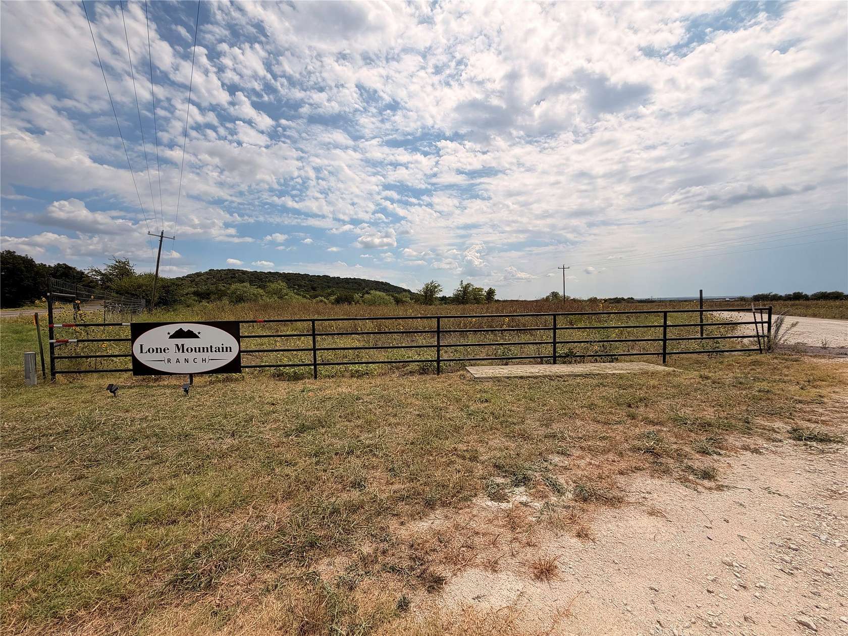 10 Acres of Land for Sale in Jonesboro, Texas