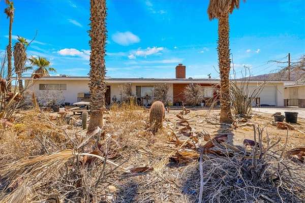 2.5 Acres of Land with Home for Sale in Twentynine Palms, California