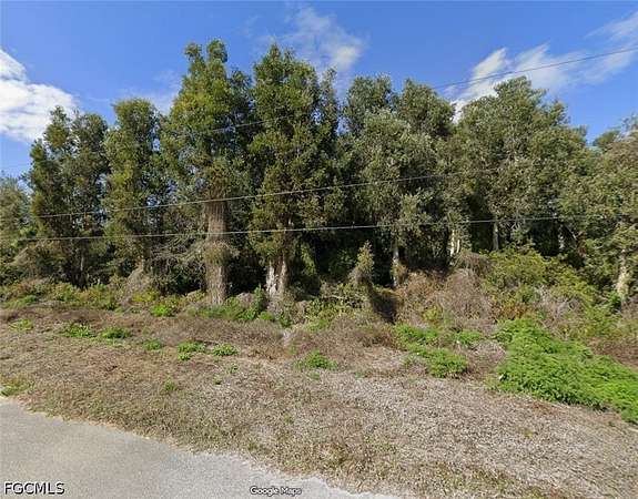 0.25 Acres of Residential Land for Sale in Lehigh Acres, Florida