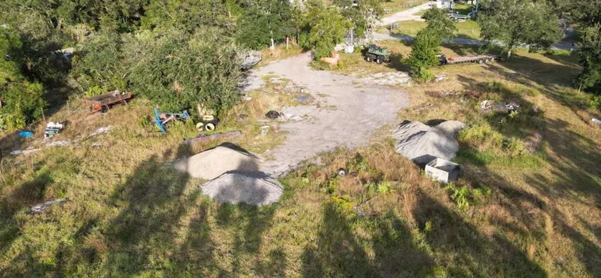 1.16 Acres of Residential Land for Sale in Okeechobee, Florida