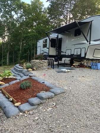 2.9 Acres of Land with Home for Sale in Albany, Kentucky
