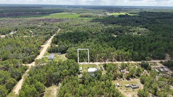 0.23 Acres of Residential Land for Sale in Interlachen, Florida