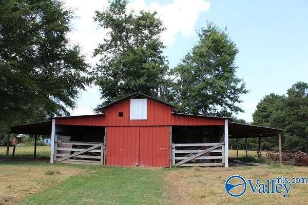2.9 Acres of Land with Home for Sale in Arab, Alabama