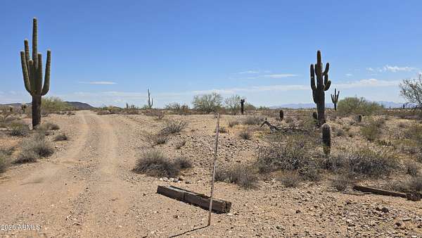 5 Acres of Residential Land for Sale in Wickenburg, Arizona