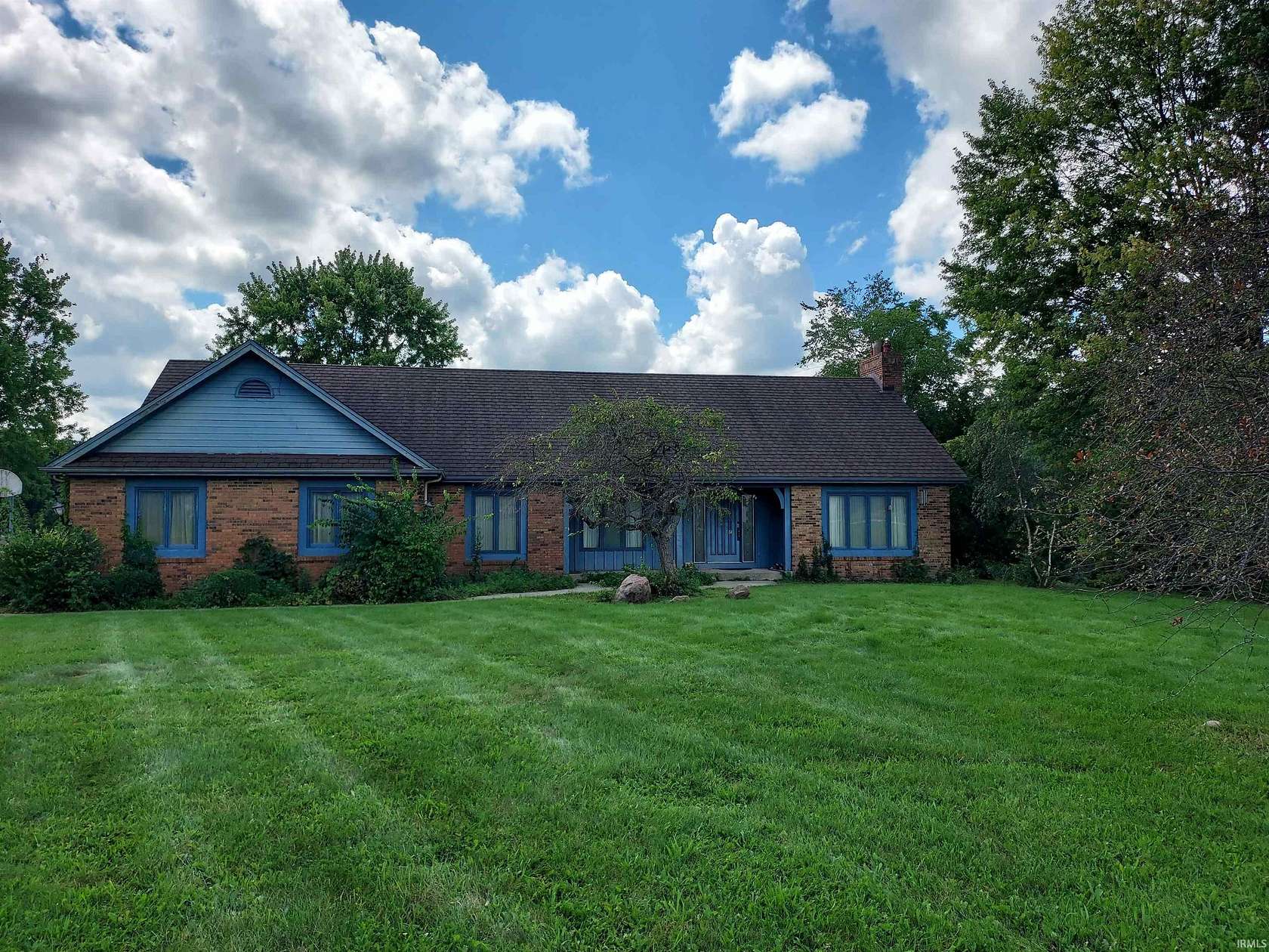 8.67 Acres of Land with Home for Sale in Fort Wayne, Indiana
