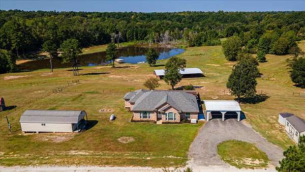 17.8 Acres of Improved Land for Sale in Centerville, Texas
