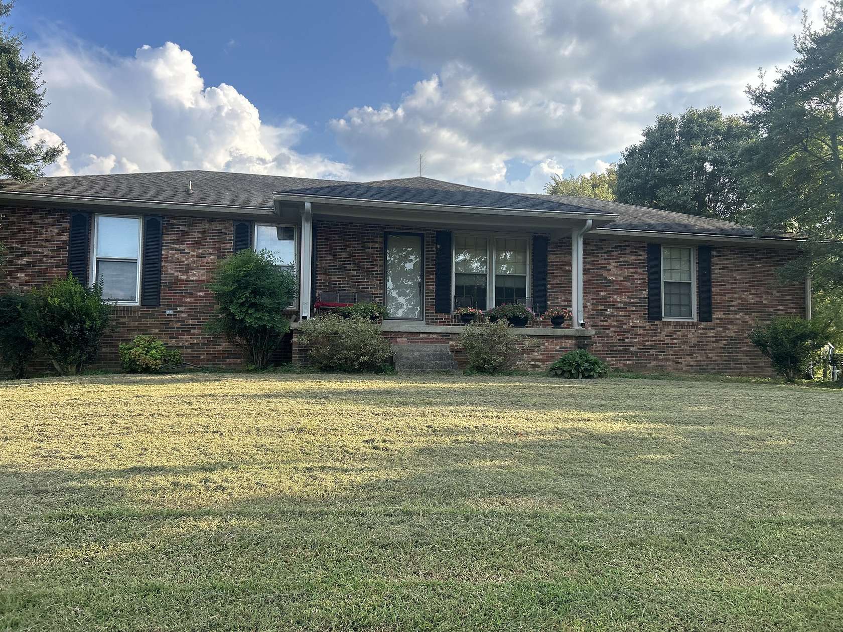 7.9 Acres of Land with Home for Sale in Lebanon, Tennessee